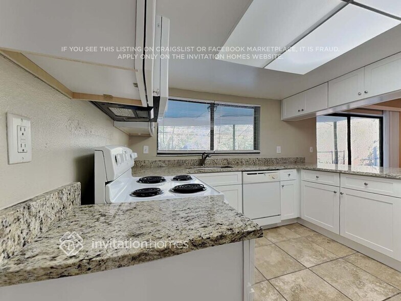 Building Photo - 494 Still Meadows Cir W