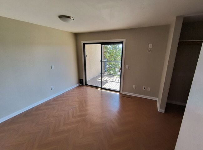 Building Photo - La Costa Casa Grande - Condo w/ Dual Master Bedrooms - Carlsbad