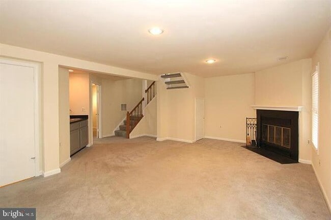 Building Photo - 11956 Sentinel Point Ct