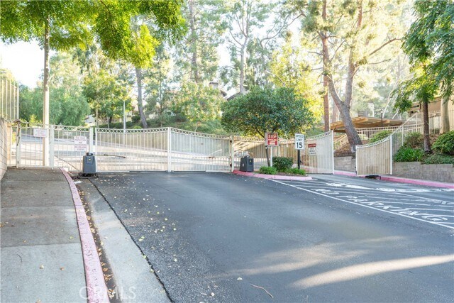 Building Photo - 22875 Hilton Head Dr