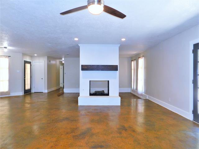 Building Photo - 2027 Bowling Green St