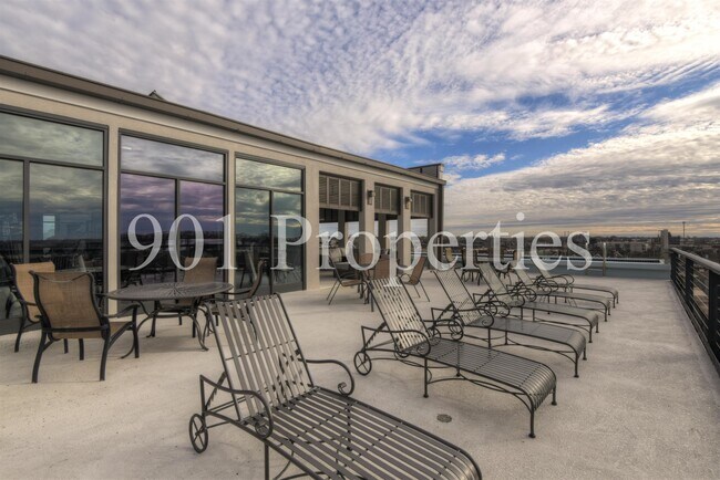 Building Photo - 505 Tennessee St