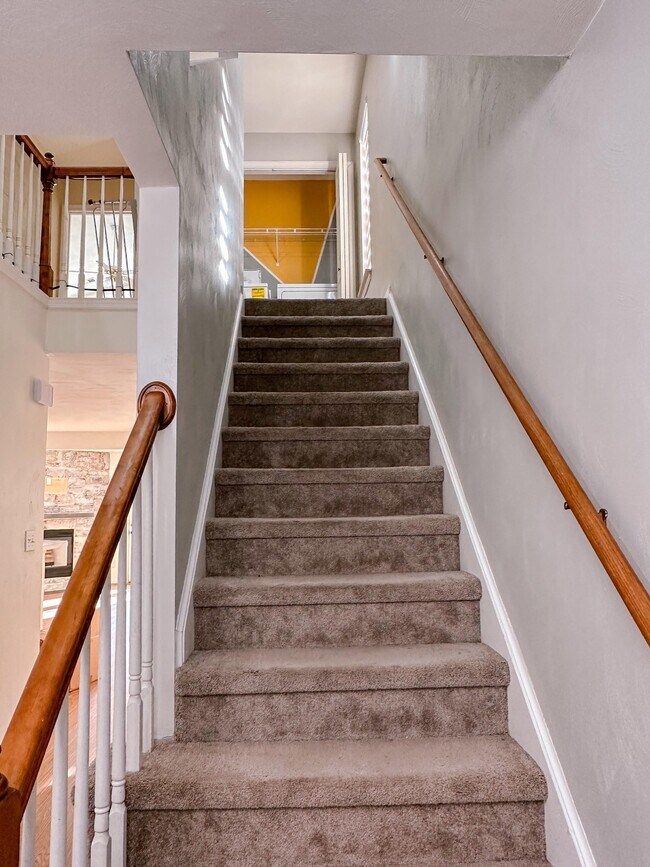 Building Photo - 5331 Pandoria Ave