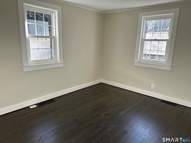 Building Photo - 13 South St