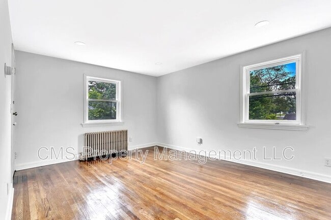 Building Photo - 401 Sanford Ave