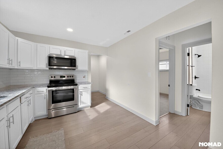 Building Photo - 4325 S Cherokee St