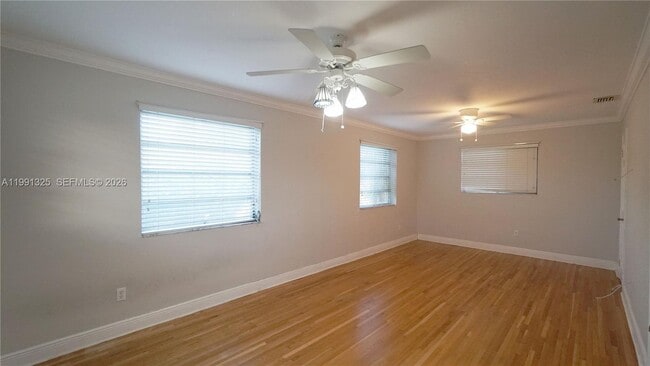 Building Photo - 9220 SW 103rd Ave