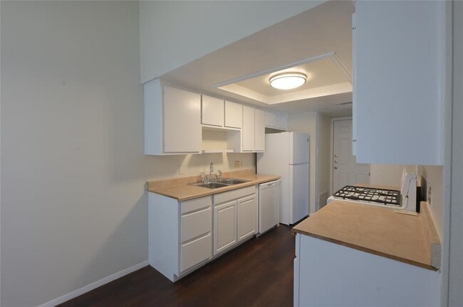 Building Photo - 4713 Teri Rd