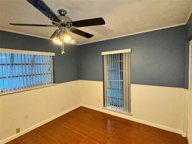 Building Photo - 18225 SW 94th Ave