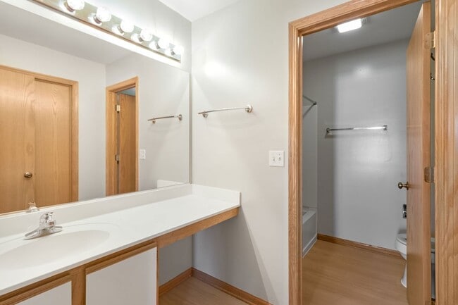 Building Photo - 21419 Frost Ct