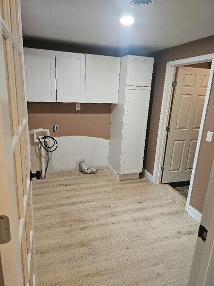 Building Photo - 7504 Conser