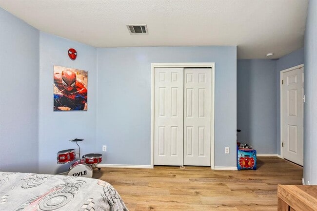 Building Photo - 170 Kates Cove