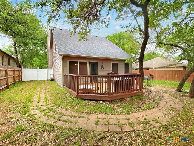 Building Photo - 2009 Ridge View Dr