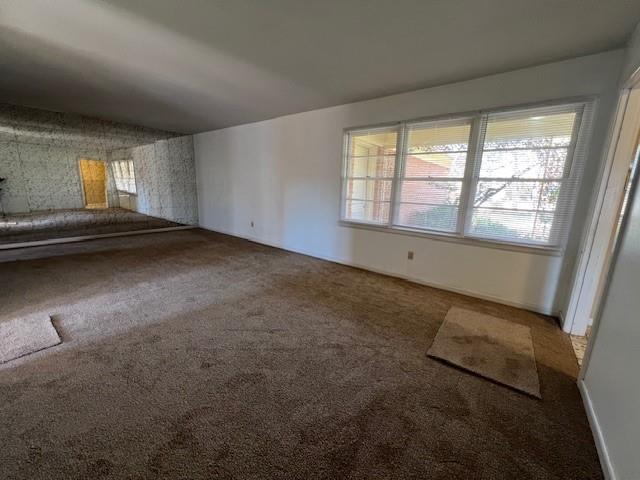 Building Photo - 2301 River Oaks Cir