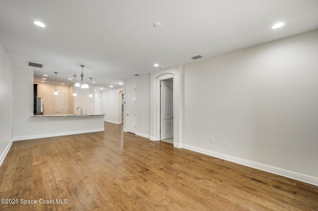 Building Photo - 8233 Loren Cove Dr