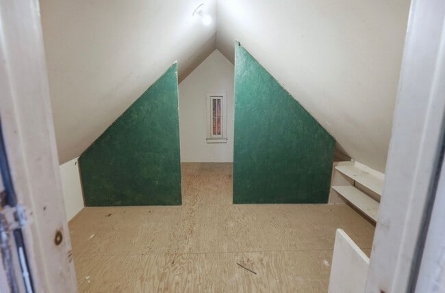 Building Photo - Beautiful 3 Bedroom Home – Carrollton Township