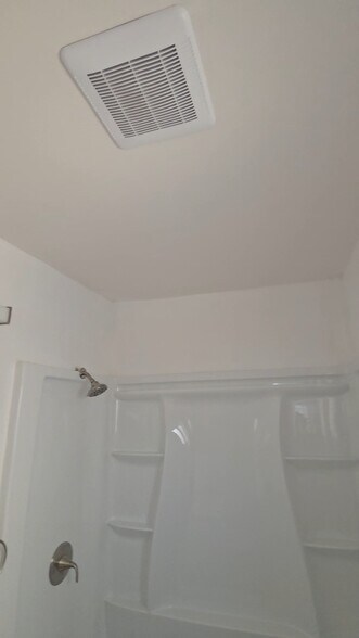 Building Photo - 4008 Rockwood St