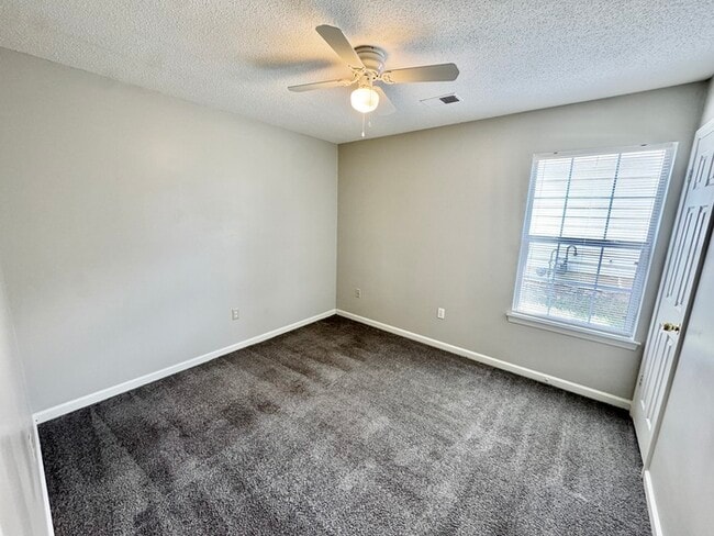 Building Photo - 4386 Elysian Dr