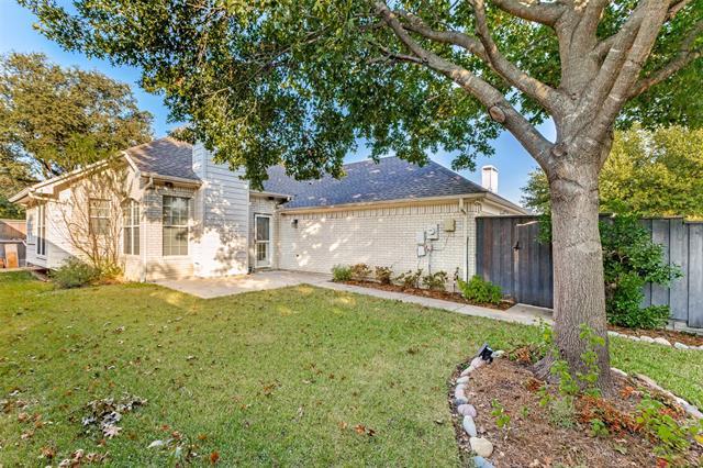 Building Photo - 305 Parkhurst Ln