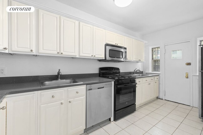 Building Photo - 1058 Sterling Pl