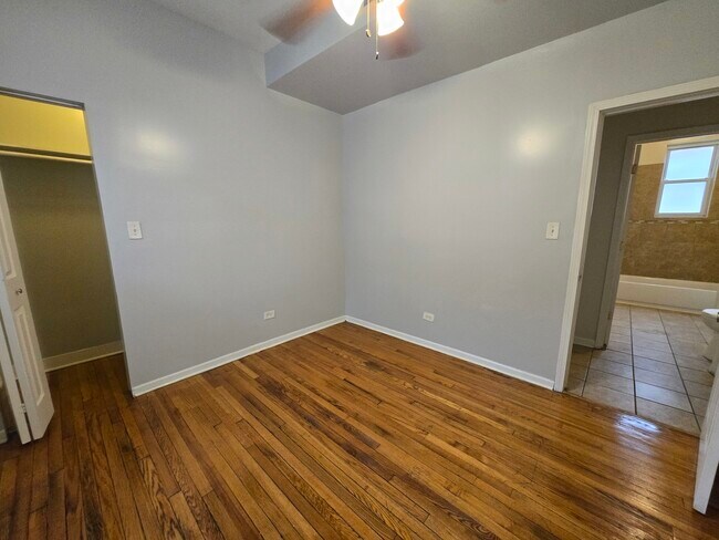 Building Photo - 7618 S Emerald Ave