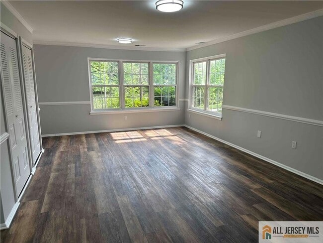 Building Photo - 82 Pennsylvania Way