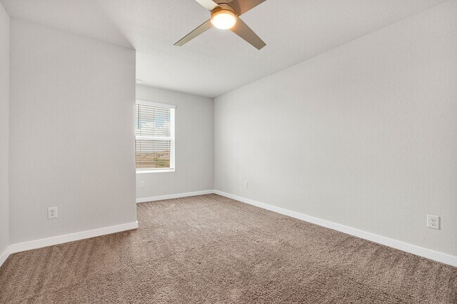 Building Photo - Charming 4-Bedroom Home in Millican Grove – Near Randolph AFB!