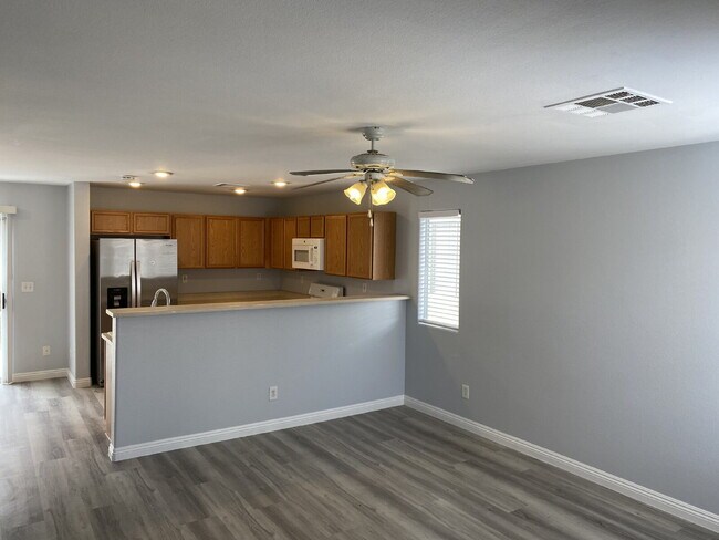 Building Photo - Two-bedroom, 2.5 bath two-story