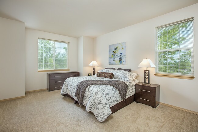 Building Photo - Borgata Apartments & Townhomes