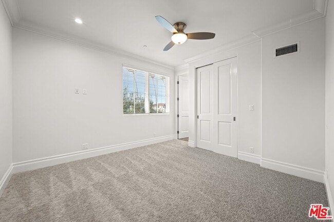 Building Photo - 816 S Catalina Ave