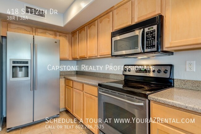 Building Photo - 418 S 112th Dr