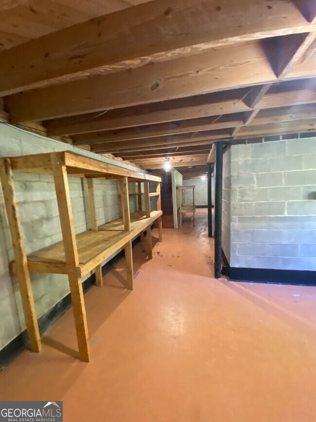 Building Photo - 8308 Villa Rica Hwy