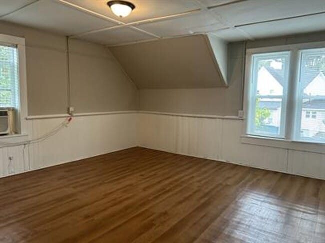 Building Photo - 3415 Alpine St SW