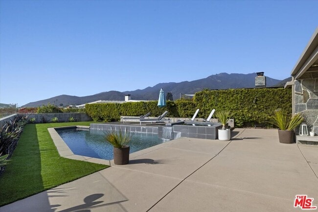 Building Photo - 18131 Kingsport Dr