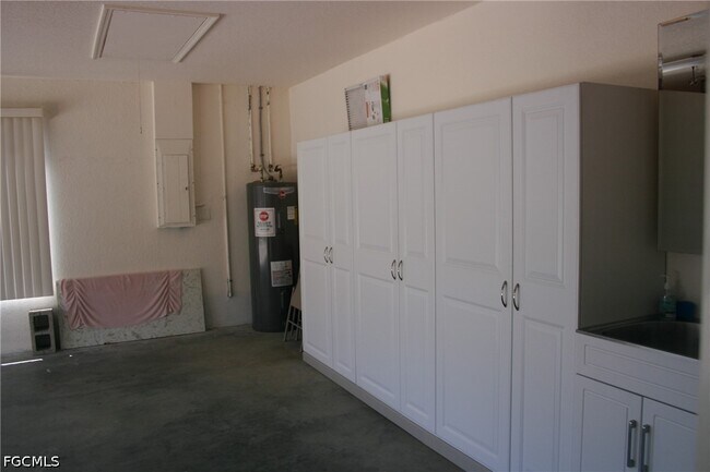 Building Photo - 20961 Marathona Ct