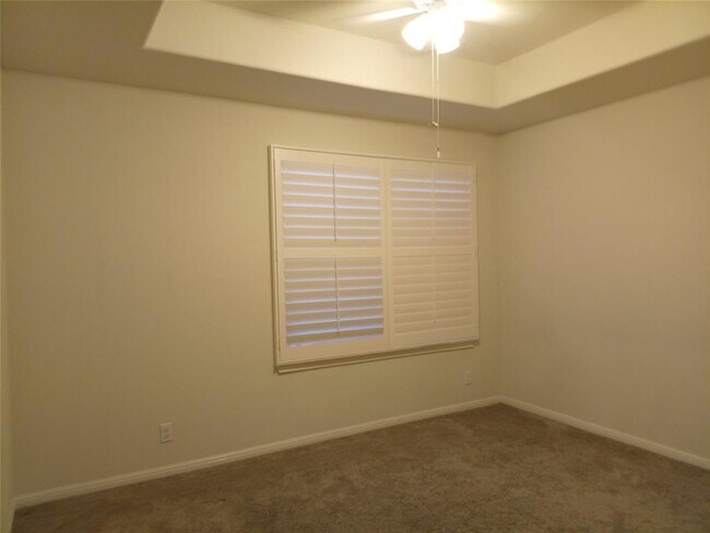 Building Photo - 1701 S Bell Blvd