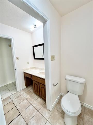 Building Photo - 4002 Sumac Ct