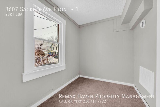 Building Photo - 3607 Sackett Ave