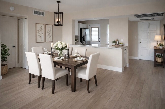 Building Photo - 3001 S Course Dr