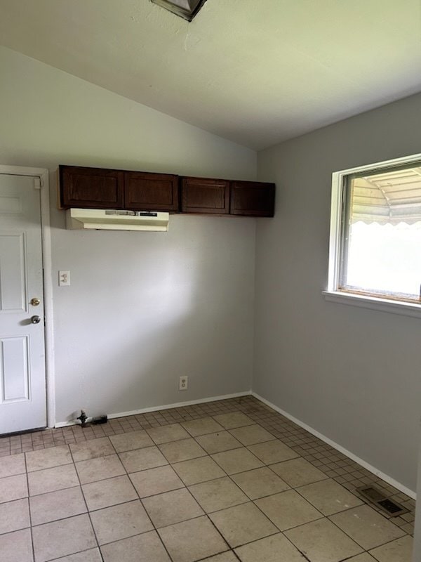 Building Photo - Property in Mt Morris (Section 8 ready)