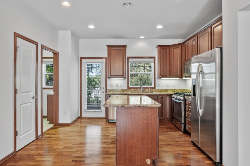 Building Photo - 2102 Cedar Grove Trail
