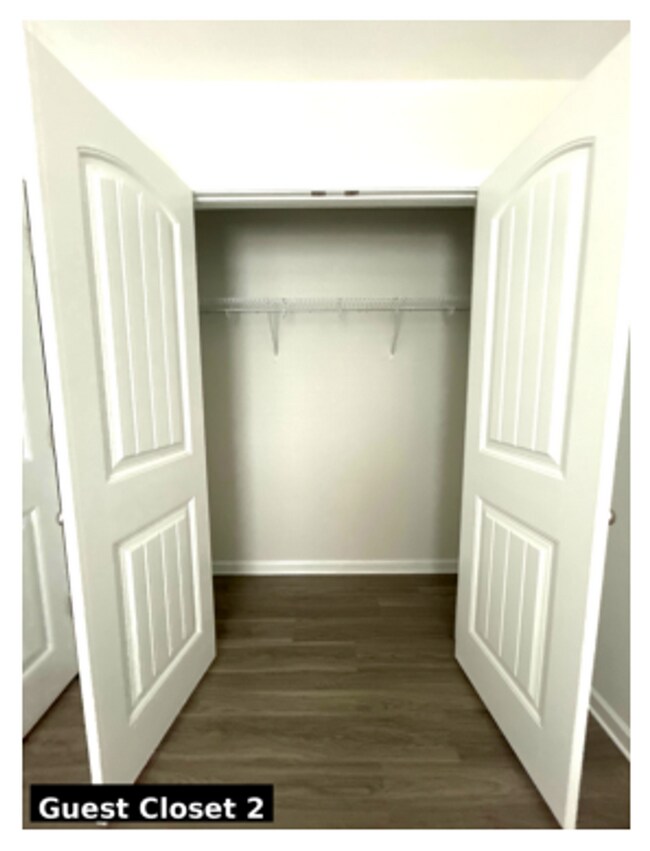 Building Photo - 8 SAW