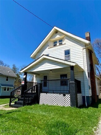 Building Photo - 987 Whittier Ave