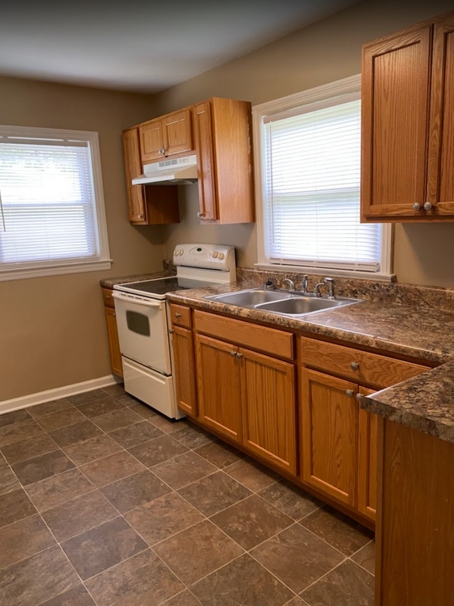 Building Photo - 436 Gary Hills Dr