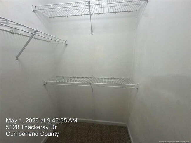 Building Photo - 5128 Thackeray Dr
