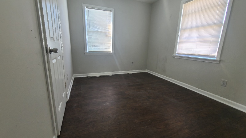 Building Photo - 3881 Windy Ave