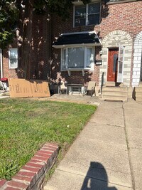 Building Photo - 1515 Benner St