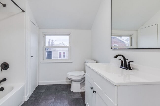 Building Photo - 111 Sherman Ave