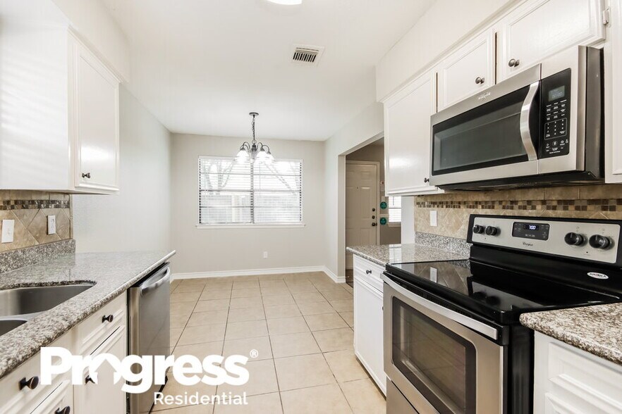 Building Photo - 4931 Fitzwater Dr
