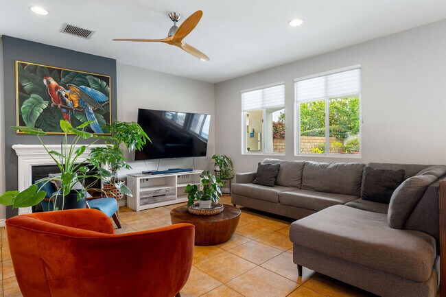 Building Photo - 282 Paseo Vista Cir